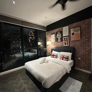Appartement Skyline Homes By Scarletz Klcc, Kuala Lumpur